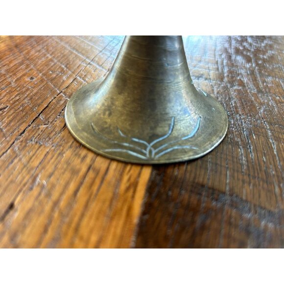 Vintage Chinese Brass Hand-Etched Pedestal Trinket Dish - Picture 4 of 10